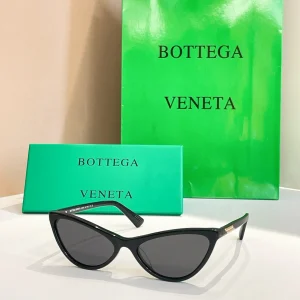 BV1414S 001 Cat-Eye Sunglasses