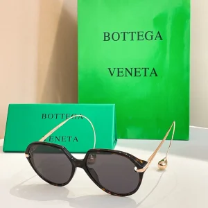 BV1436S 003 Geometric Sunglasses