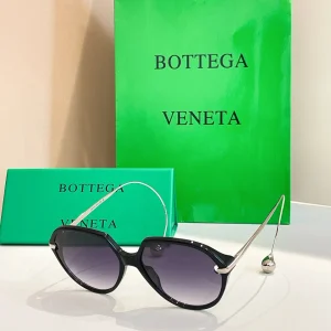 BV1436S 004 Geometric Sunglasses