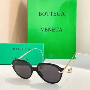 BV1436S 006 Geometric Sunglasses