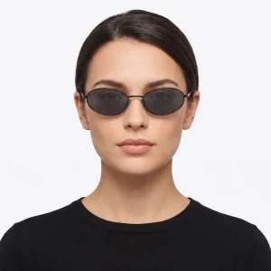 Black Eyewear Oval Sunglasses – Vintage-Inspired