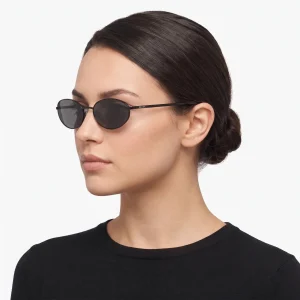Black Eyewear Oval Sunglasses – Vintage-Inspired