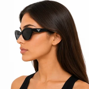 Cat-Eye Sunglasses – Black Frame