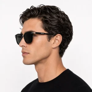Chic Rounded Sunglasses – Black Lenses
