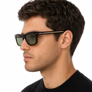 Square sunglasses with the iconic metal plaque – Dark Brown