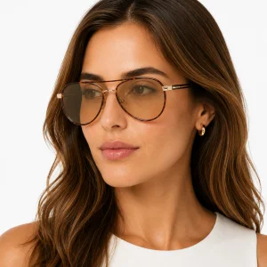 Sunglasses with the Iconic Metal Plaque – Camomile Lenses