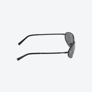 Black Eyewear Oval Sunglasses – Vintage-Inspired