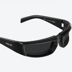 Distinctive Sunglasses – Black Frame