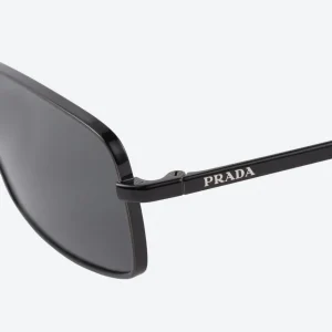 Sunglasses – Sleek Black Rectangle